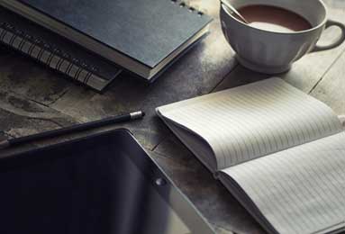 足协裁定：广西平果对阵定南赣联赛中王思寒踩踏刘浩红牌判罚无误