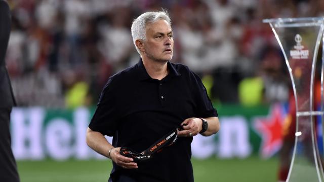 1座奖杯2场决赛3年困局：如何评价穆帅的罗马生涯？